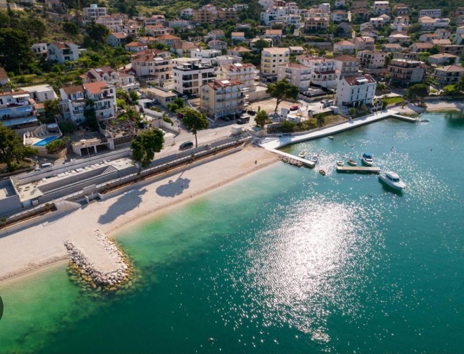 Villa Queen Trogir Eksteriør billede