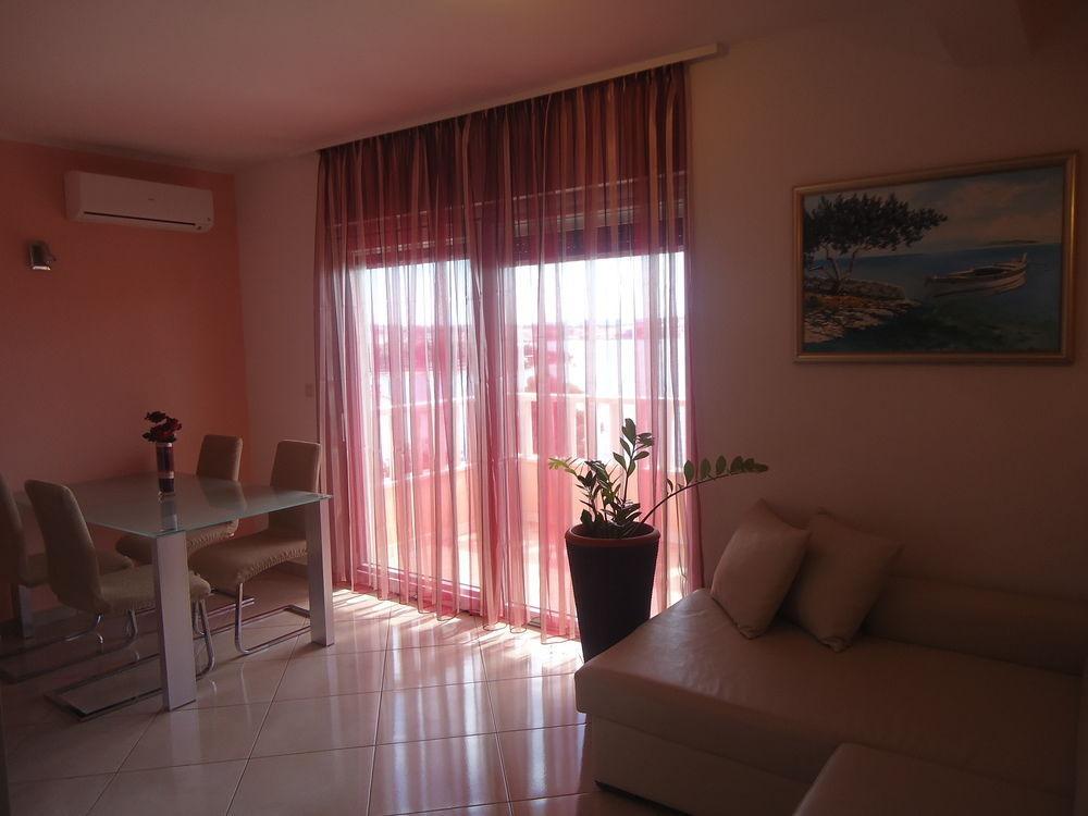 Villa Queen Trogir Eksteriør billede
