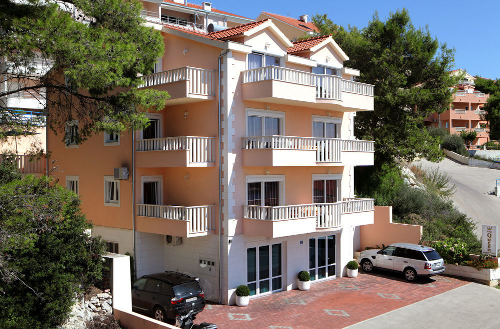 Villa Queen Trogir Eksteriør billede