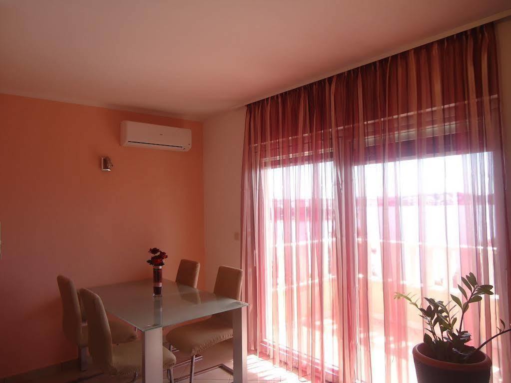 Villa Queen Trogir Eksteriør billede