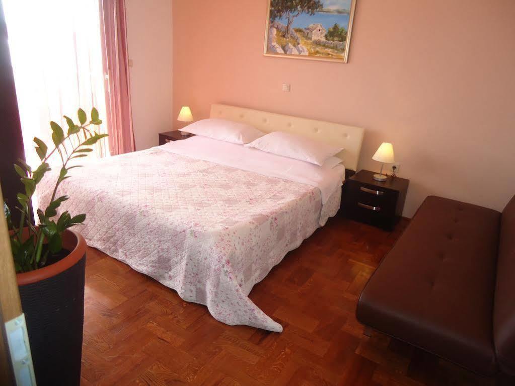 Villa Queen Trogir Eksteriør billede